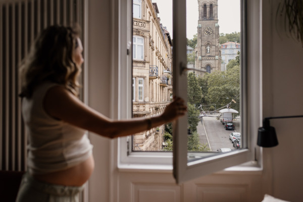 Nestbauen bei P. ♡  DOKUMENTARISCHE SCHWANGERSCHAFTSFOTOGRAFIE FOTOGRAFIN BABYBAUCH  FAMILIENREPORTAGE